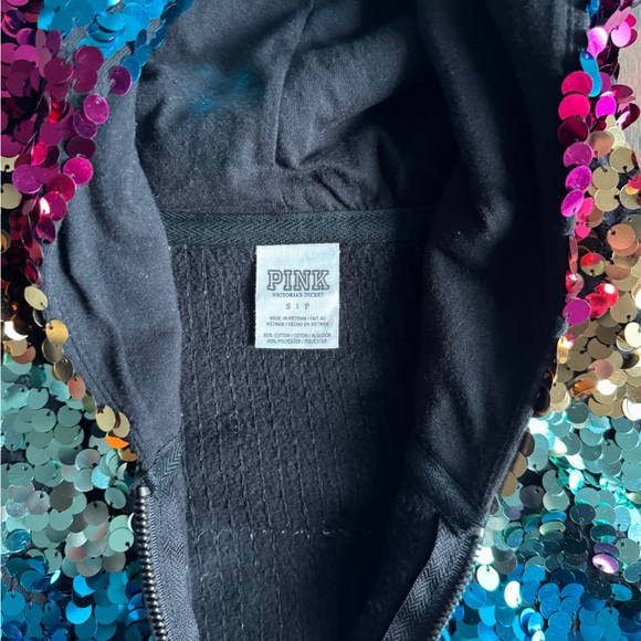 Limited Edition Victorias Secret Sequin Rainbow
PINK Hoodie S Small - Picture 3 of 7